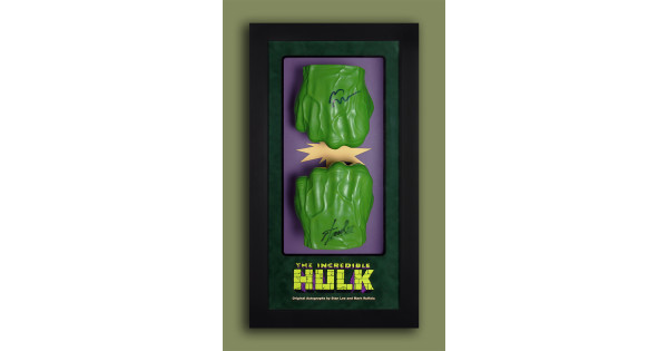 Kind Hulk hulk gloves-600x315.jpg