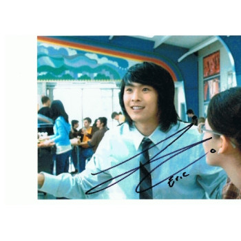 Justin Chon AUTOGRAPH Twilight SIGNED IN PERSON 10x8 photo Justin Chon AUTOGRAPH Twilight SIGNED IN PERSON 10x8 photo